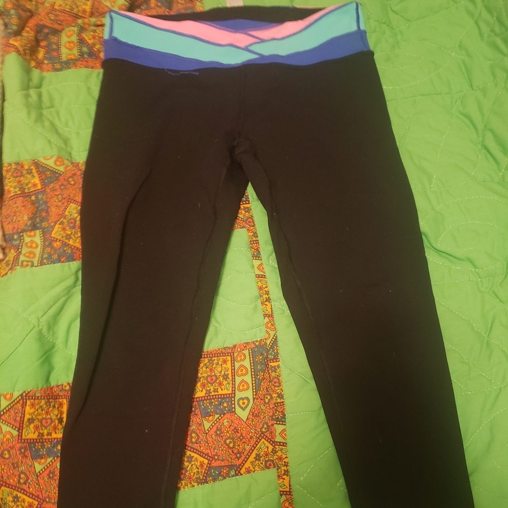 Ivivia leggings